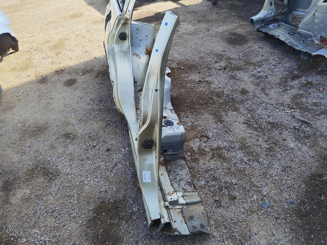 Стойка кузовная центральная правая OWE614 Subaru Forester купить