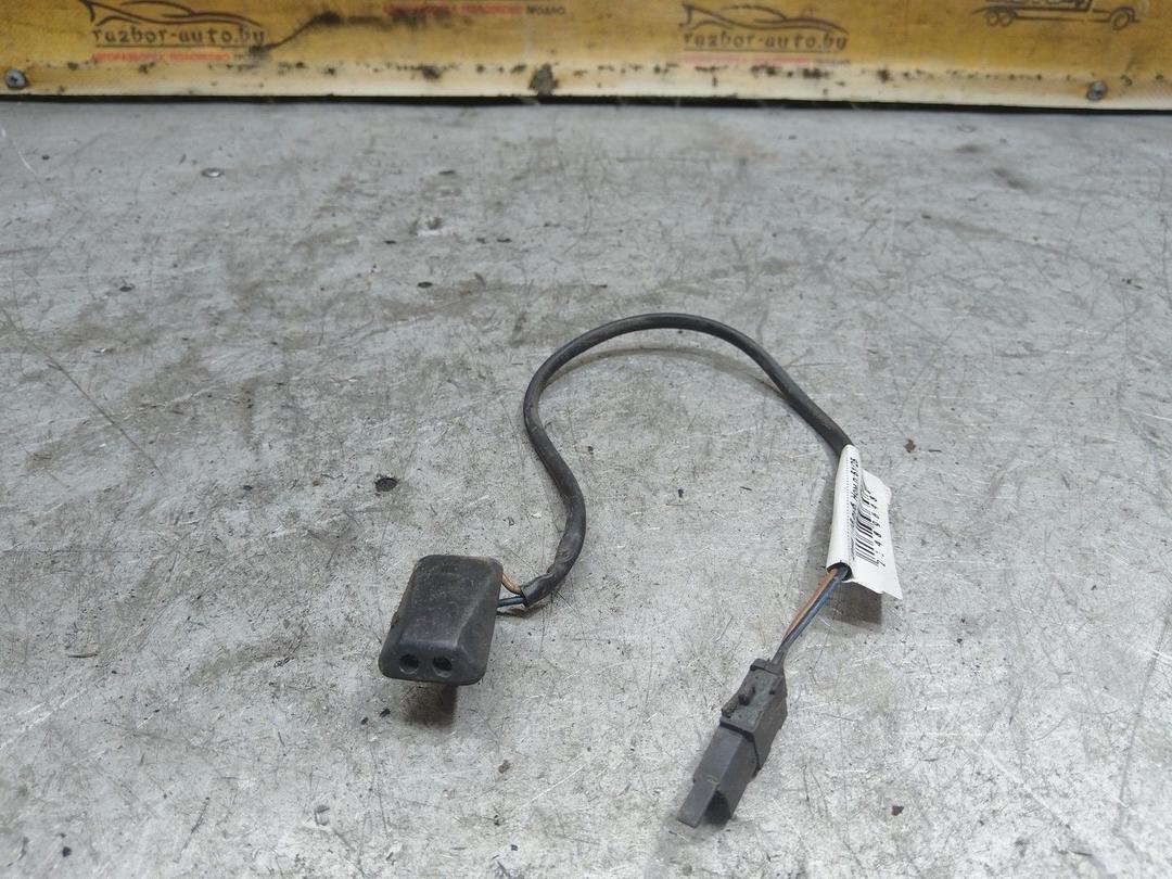 Форсунка омывателя UFZYV2 Audi A4