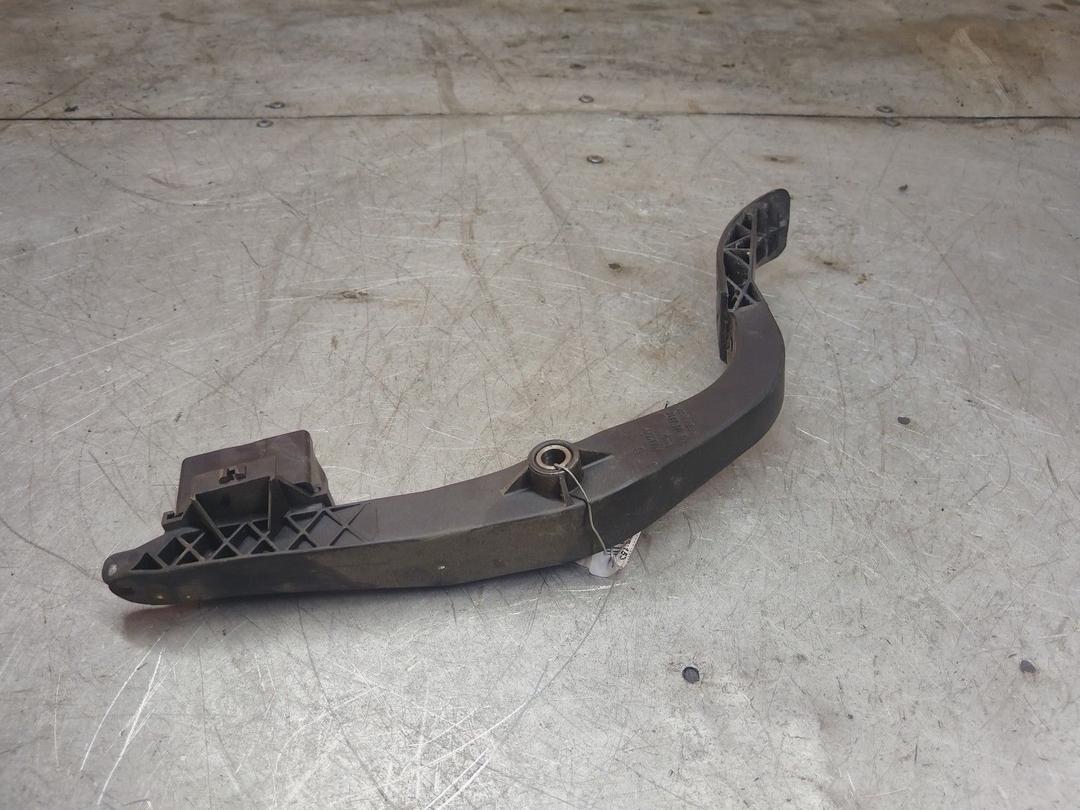 Педаль газа G2U0CZ Volkswagen Golf купить