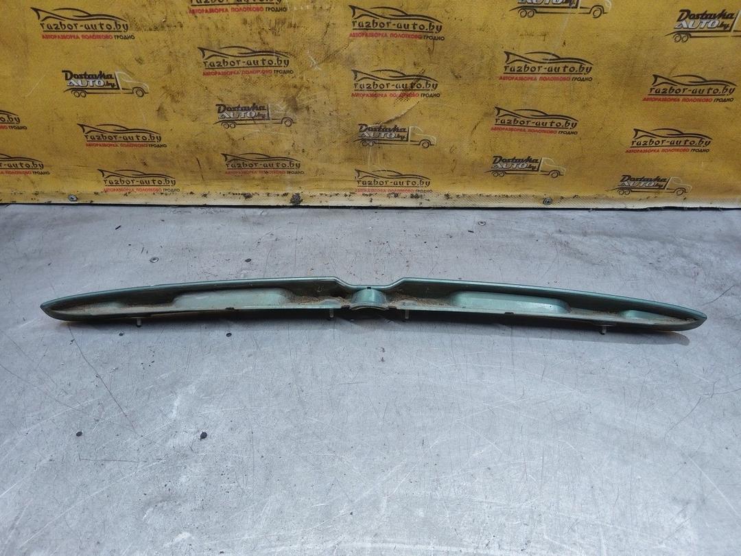 Накладка подсветки номера T942PD Opel Vectra купить