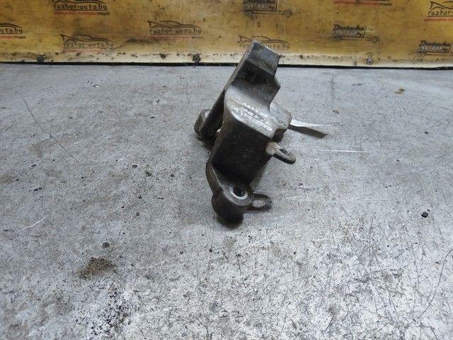 Кронштейн КПП 6GUX81 Renault Scenic купить в магазине запчастей бу