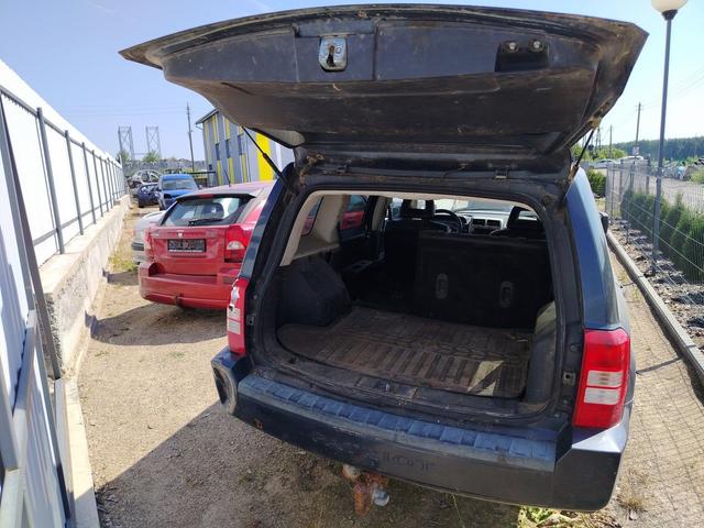 Амортизатор крышки багажника (3-5 двери) LFQPX8 Jeep Patriot - Фото 1