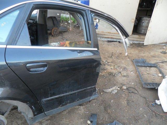 Стекло двери задней правой 2JV4N6 Audi A4