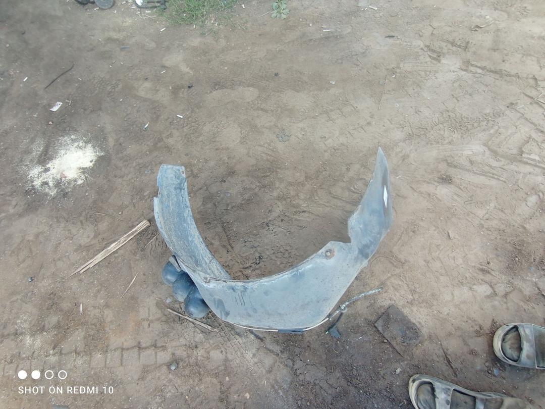 Защита арок передняя правая (подкрылок) E689NI Volkswagen Passat - Фото 1