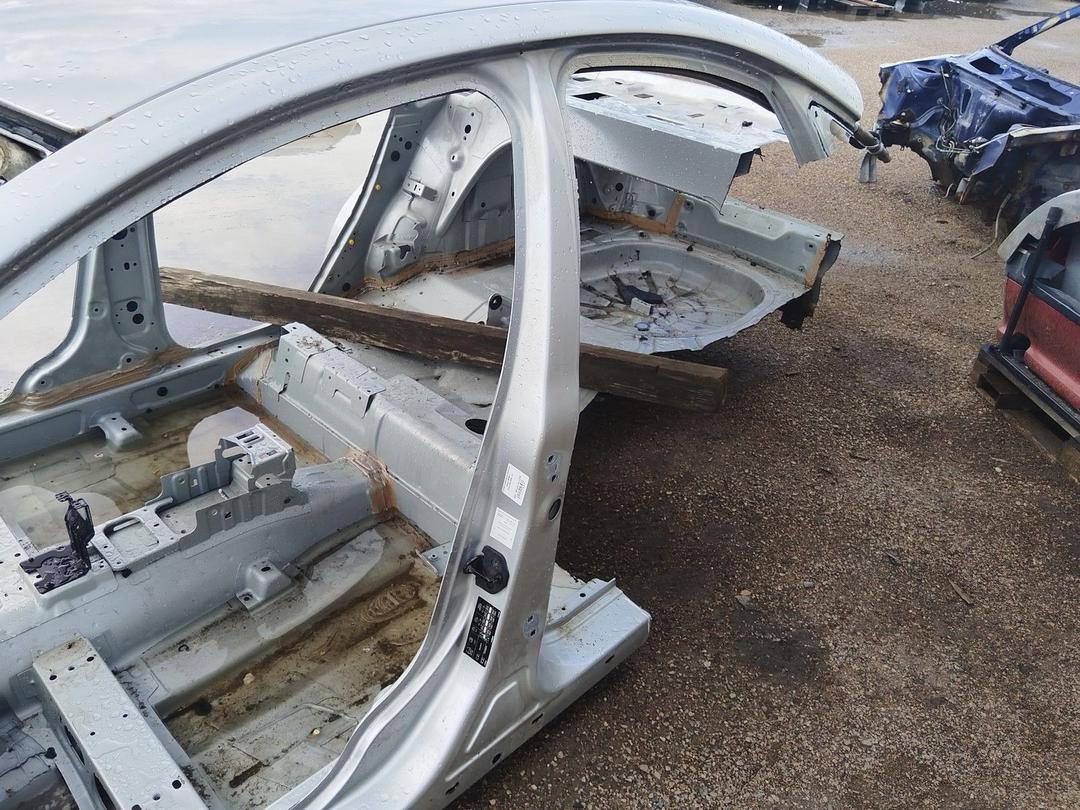 Стойка кузовная центральная левая V6R9KY Volvo S40 - Фото 3