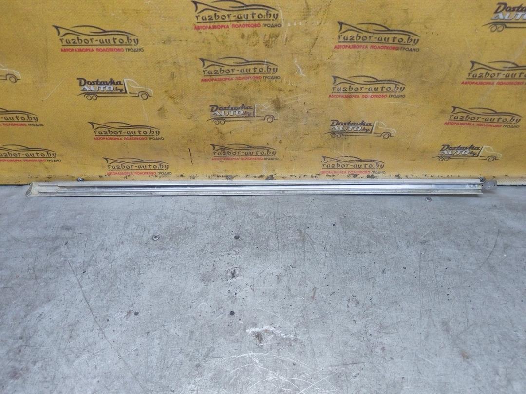 Молдинг стекла заднего 0102R6 Volvo XC70 купить