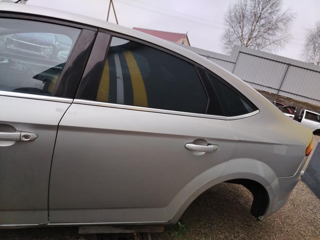 Дверь задняя левая L2SM19 Ford Mondeo