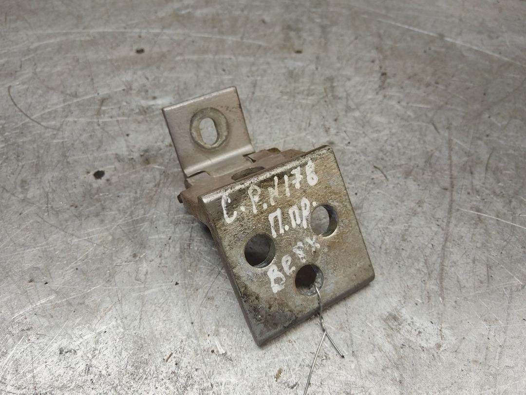 Петля двери передней правой Q2YB0K Citroen Xsara Picasso