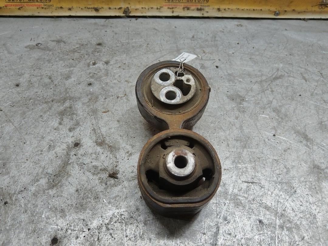 Подушка крепления двигателя E76O2Q Honda Accord купить