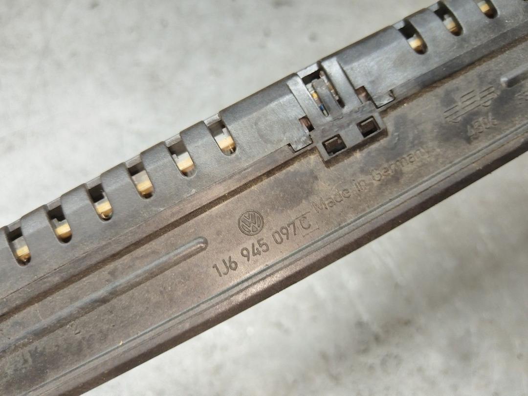 Стоп-сигнал AWA12P Seat Alhambra - Фото 4