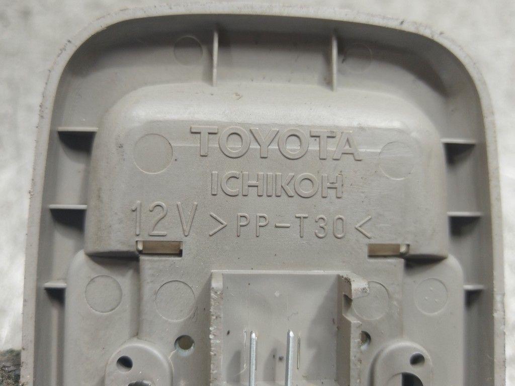 Фонарь салона (плафон) V1Y52F Toyota Corolla - Фото 4