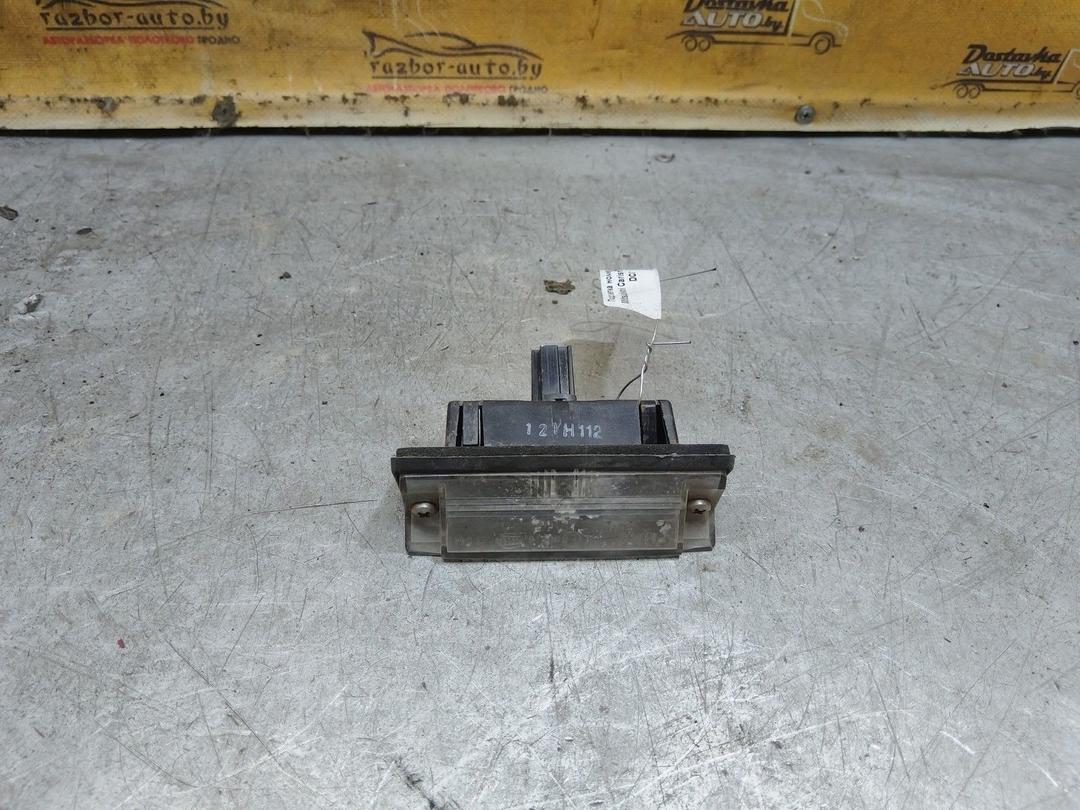 Подсветка номера 3K1N30 Mitsubishi Carisma