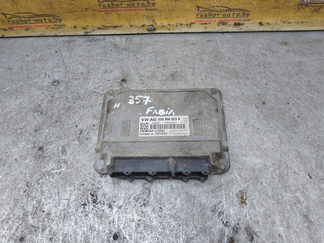 Блок управления двигателем KJI7T7 Skoda Fabia