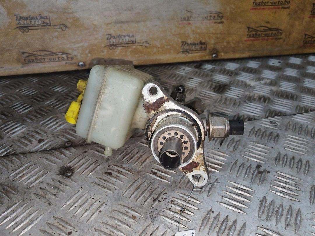 Цилиндр тормозной главный QXE7T5 Volkswagen Golf - Фото 2