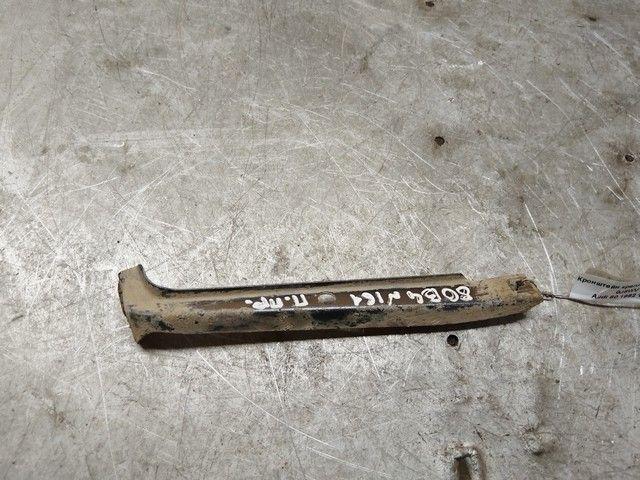 Кронштейн крепления крыла 0J8WV1 Audi 80 - Фото 1