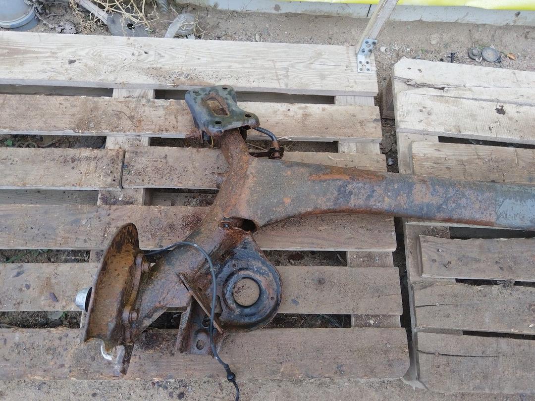 Балка подвески задняя 0F37DP Peugeot 307 купить