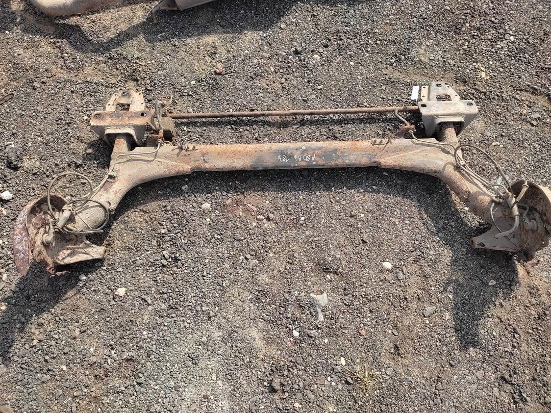 Балка подвески задняя 41Z65A Audi 80