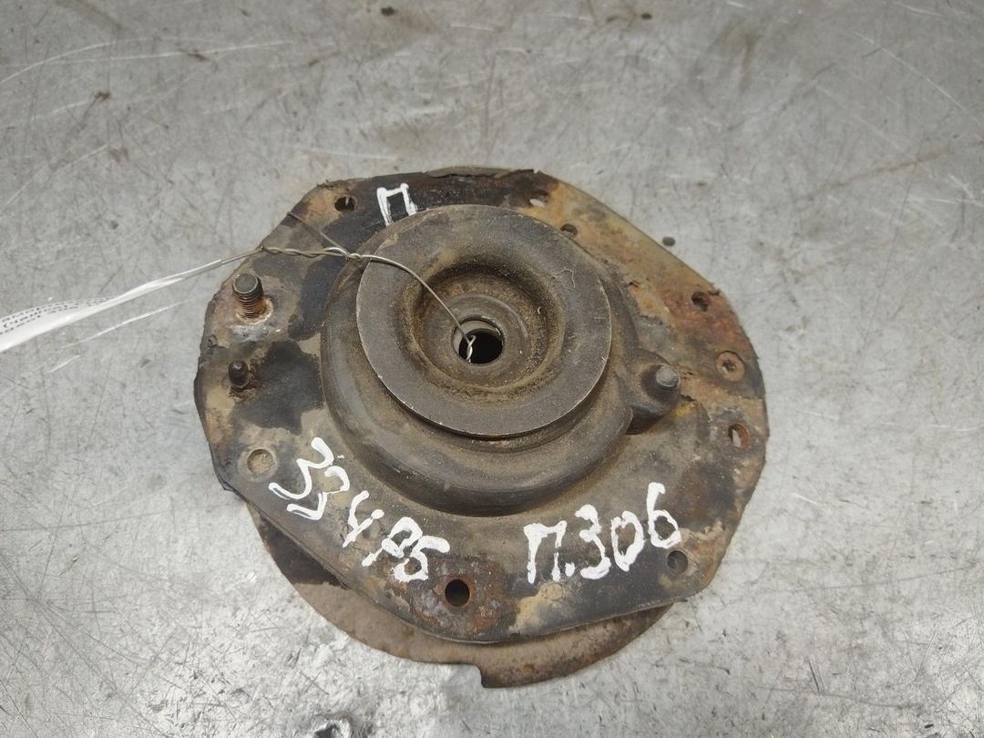 Опора амортизатора верхняя (чашка) FHSQNG Peugeot 306