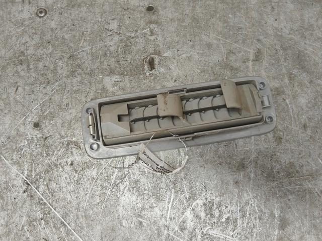 Дефлектор обдува салона WY5V0E Toyota Avensis Verso купить в магазине запчастей бу