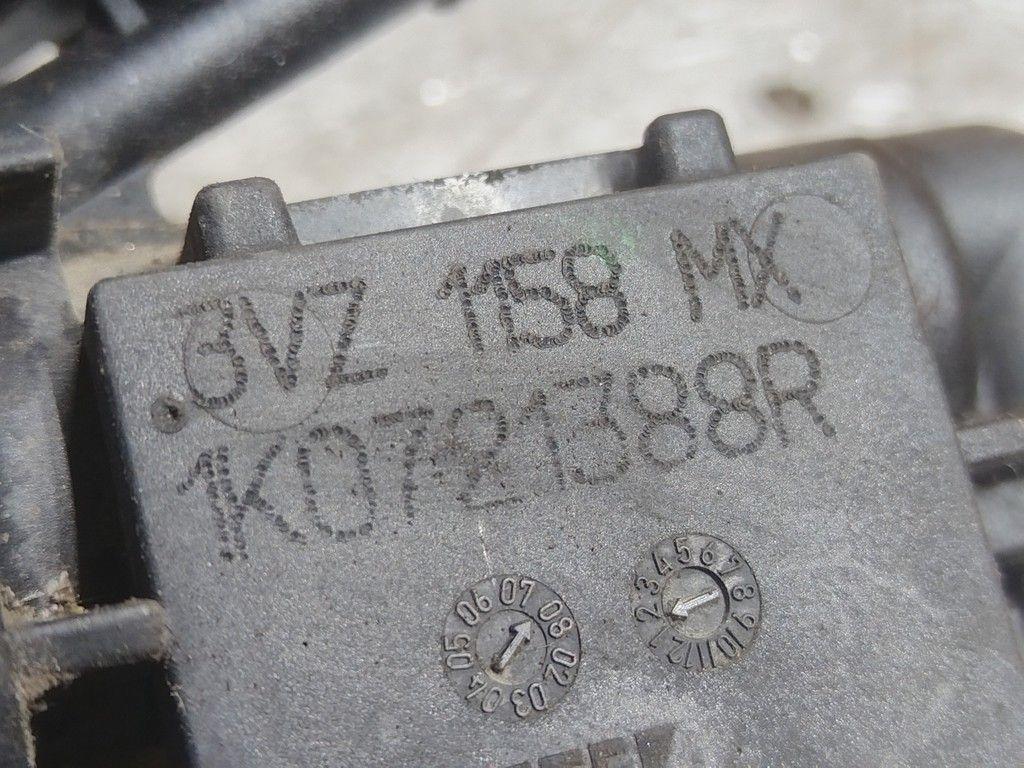 Цилиндр сцепления главный I6B7GG Volkswagen Jetta - Фото 4