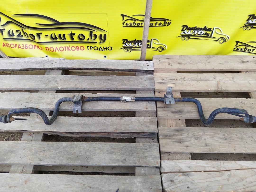 Стабилизатор подвески (поперечной устойчивости) передний NRRH4Y Renault Scenic - Фото 1