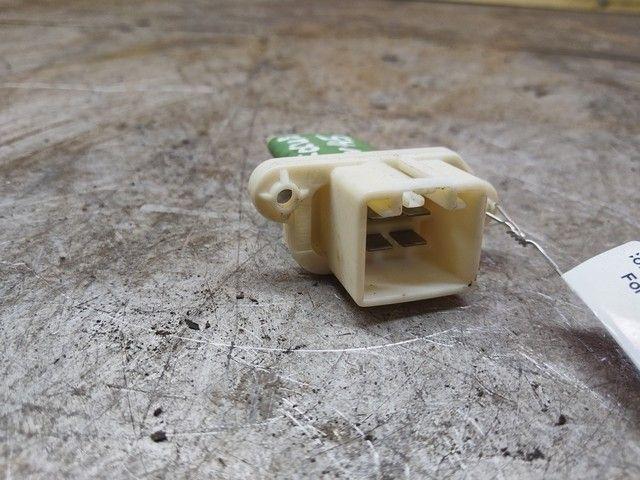 Сопротивление печки NQ0S4U Ford Focus - Фото 3