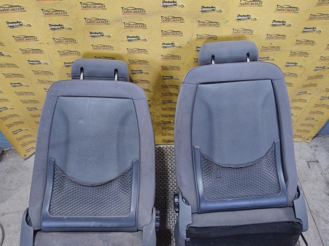 Сиденье переднее 724U6B Audi A4 undefined