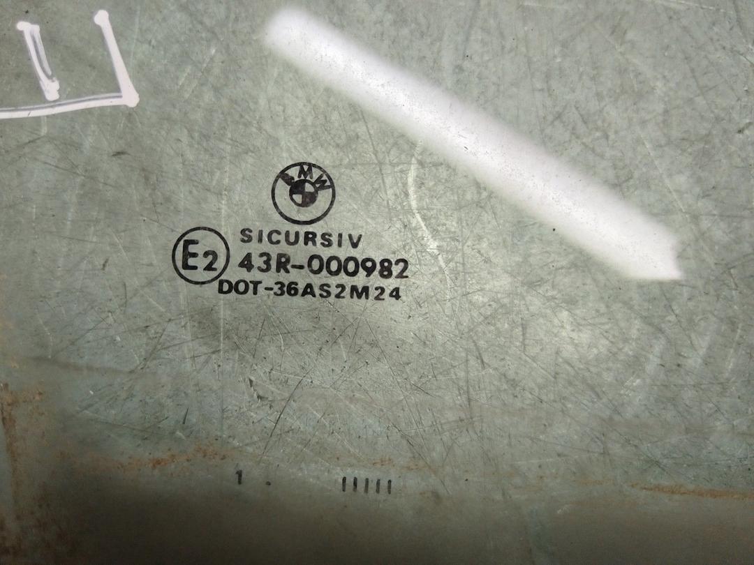Стекло двери передней правой 7AMS4Q BMW 5 E39 купить