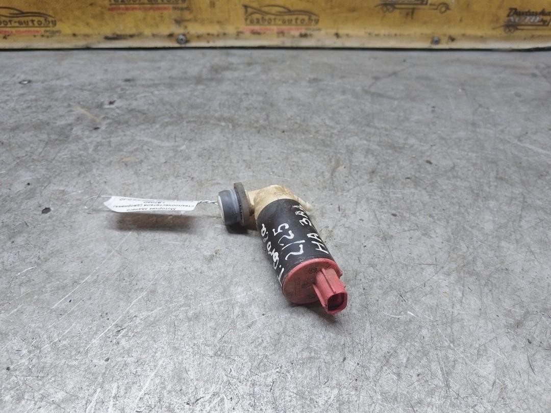 Насос (моторчик) омывателя стекла 388G2R Toyota Corolla купить с доставкой