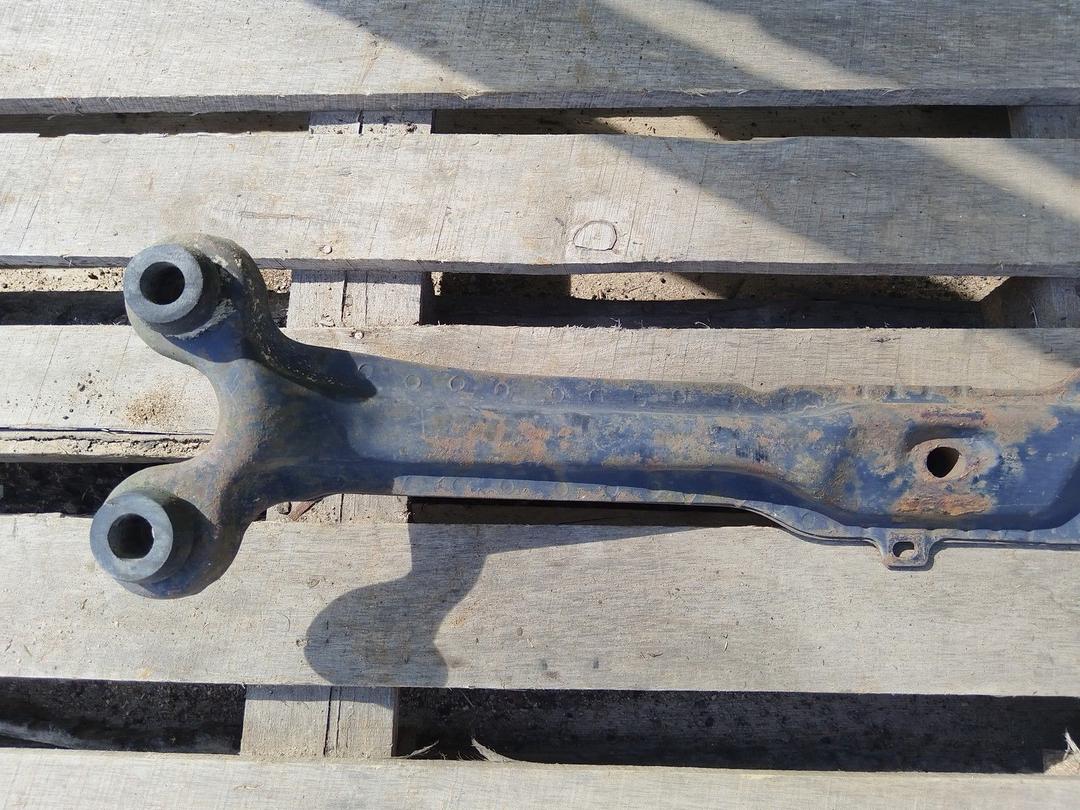 Балка под радиатор 9LQG49 Volkswagen Passat купить