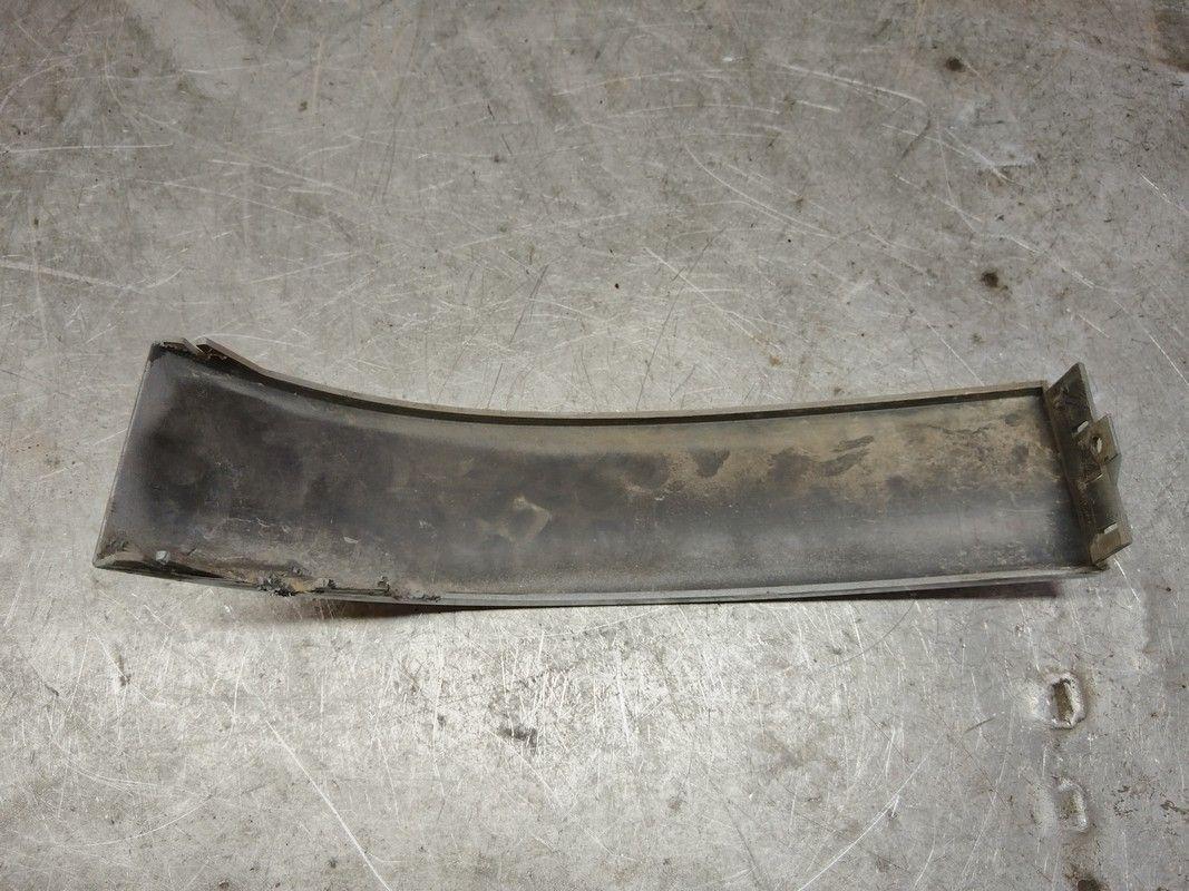 Накладка под фонарь правый CCUCAC Audi A3 купить