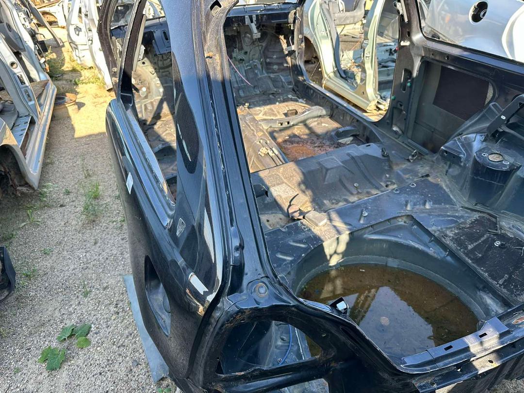 Крыло заднее левое 5OA16U Rover 200 купить в магазине запчастей бу