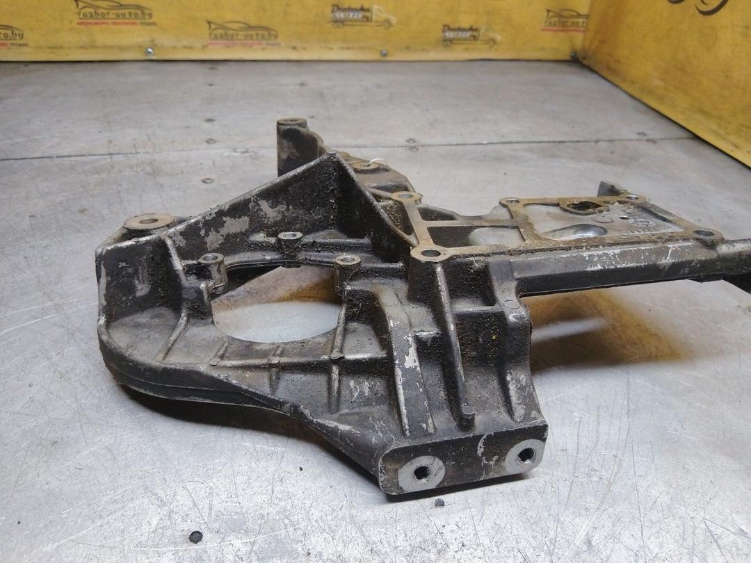 Кронштейн двигателя AQDXUB Alfa Romeo 147 - Фото 7