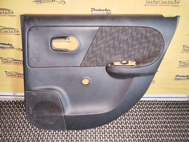 Обшивка двери задней правой (дверная карта) 54IVC4 Nissan Note