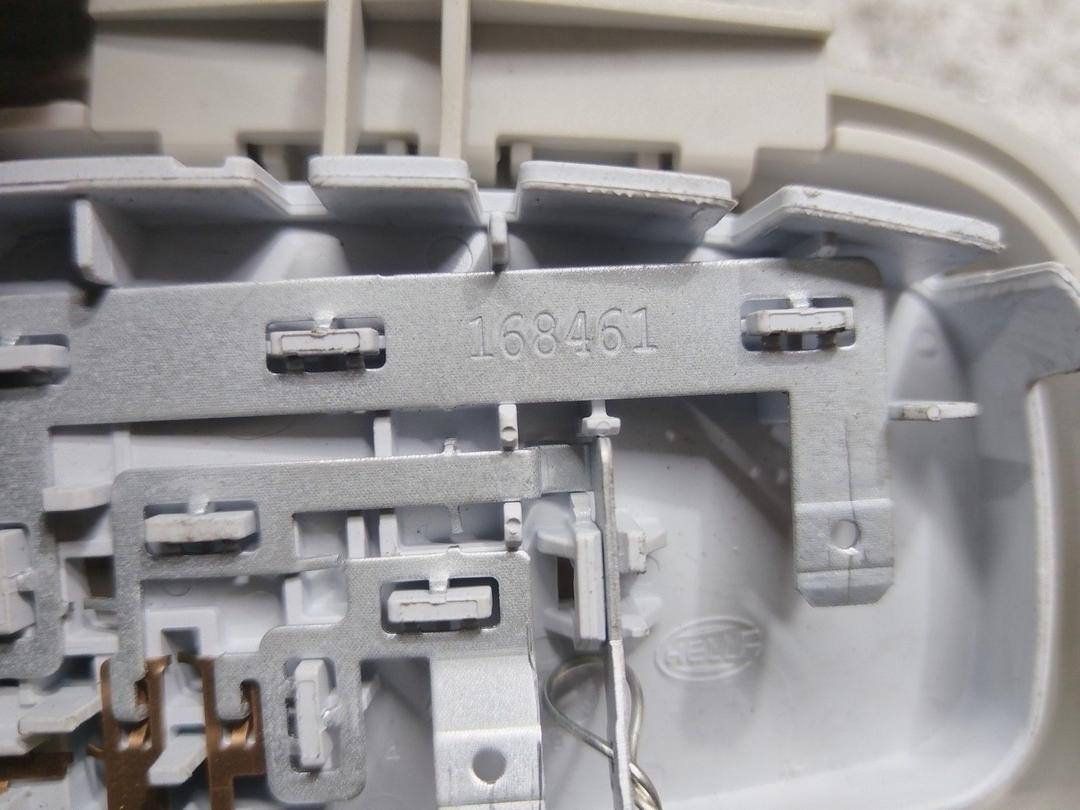 Подсветка салона HLHH50 Ford Galaxy купить в магазине запчастей бу