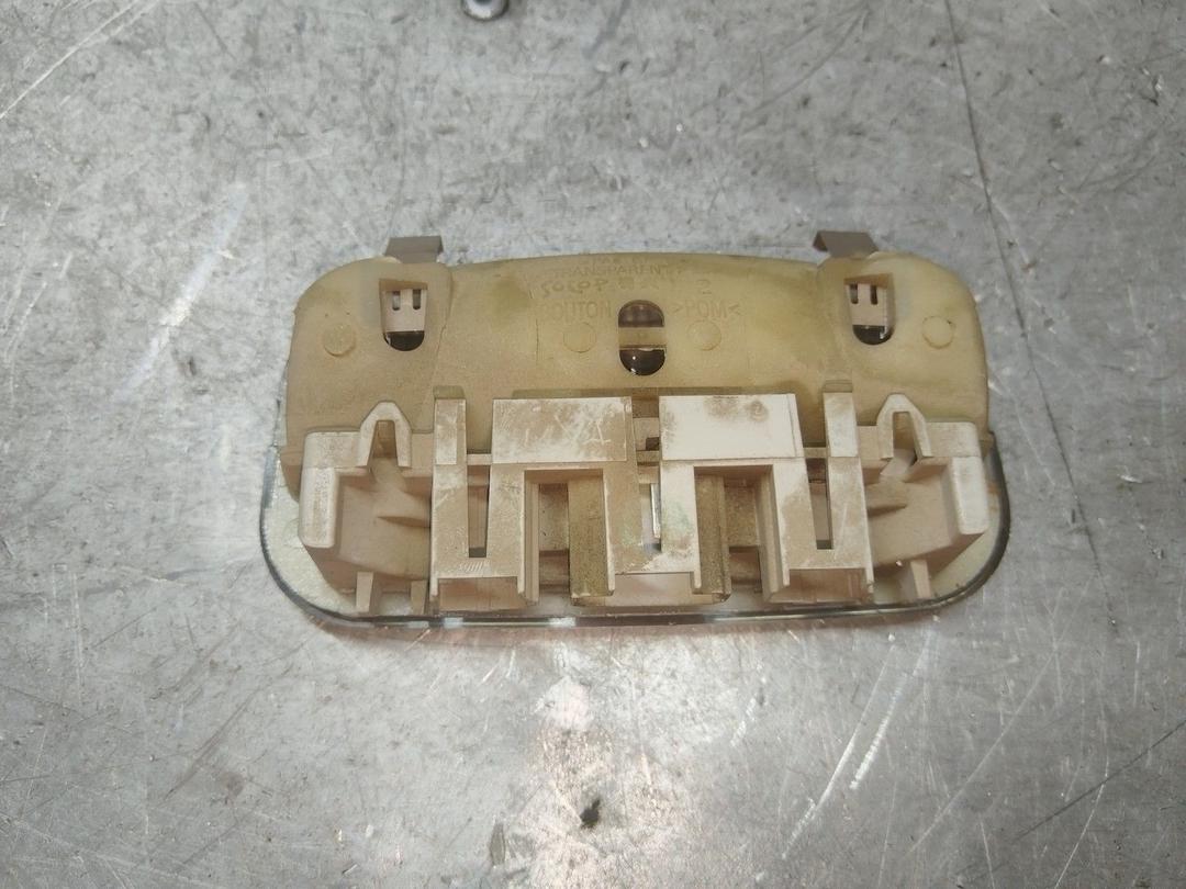 Фонарь салона (плафон) G4D3IE Peugeot 307 купить