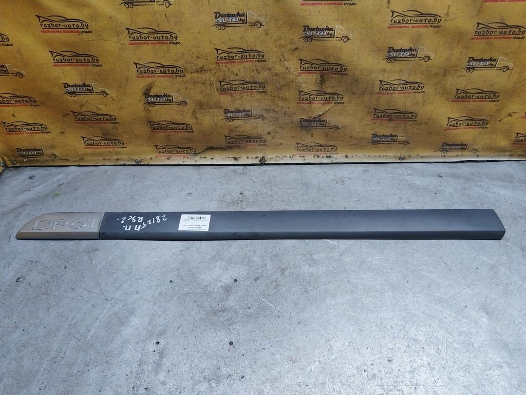 Молдинг двери передней правой DGVLQ0 Renault Scenic