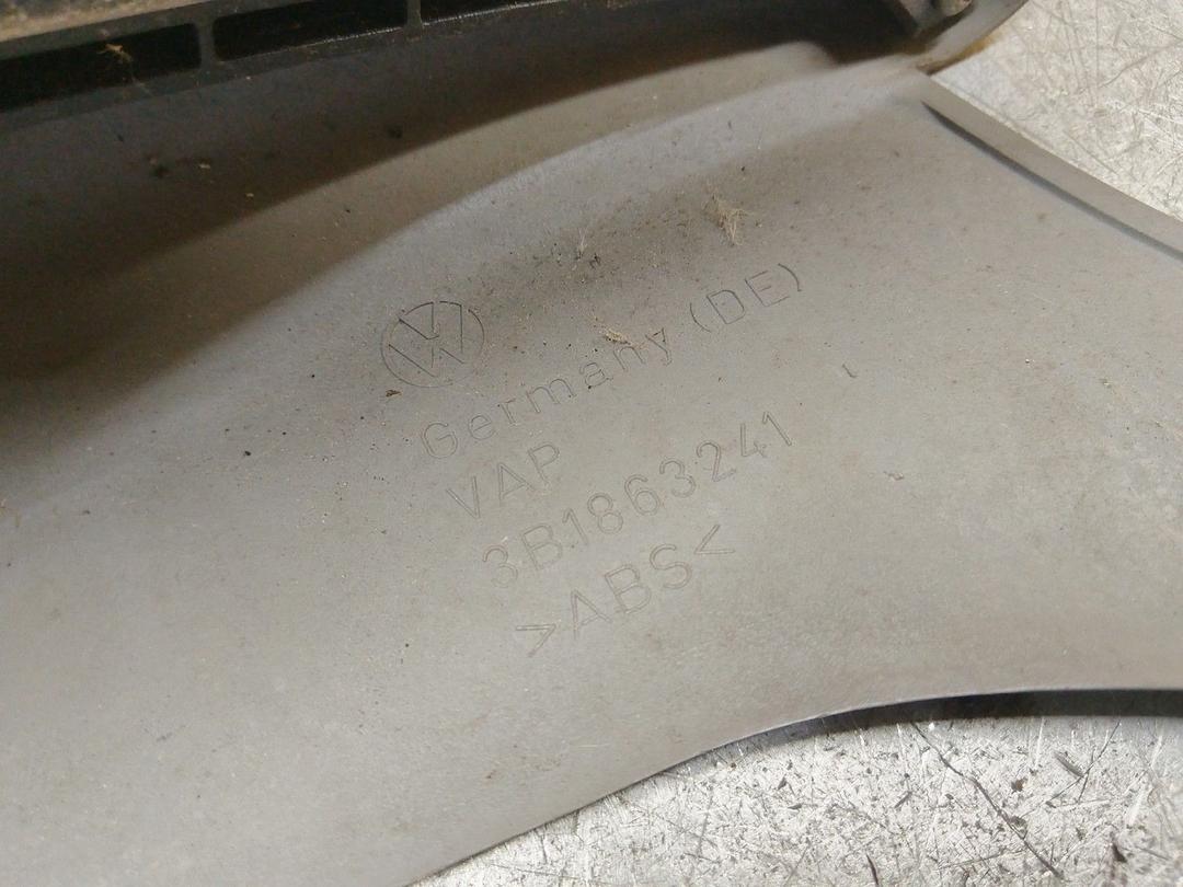 Консоль салона (кулисная часть) WODHGW Volkswagen Passat купить с доставкой