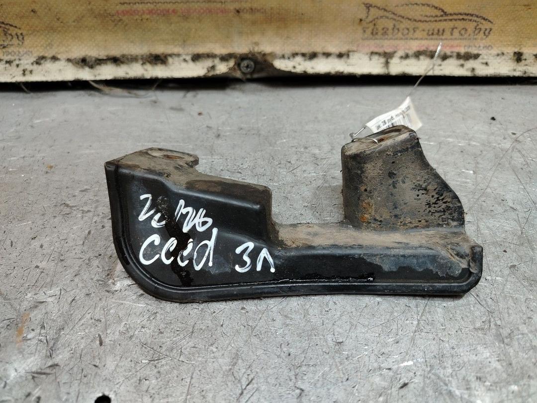 Брызговик 85XEC6 Kia Ceed - Фото 1