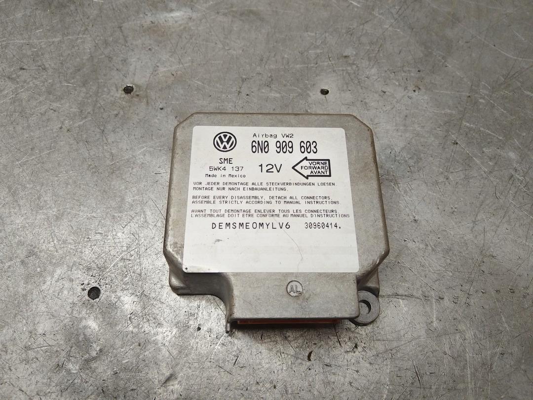 Блок AirBag 68UEF2 Volkswagen Passat