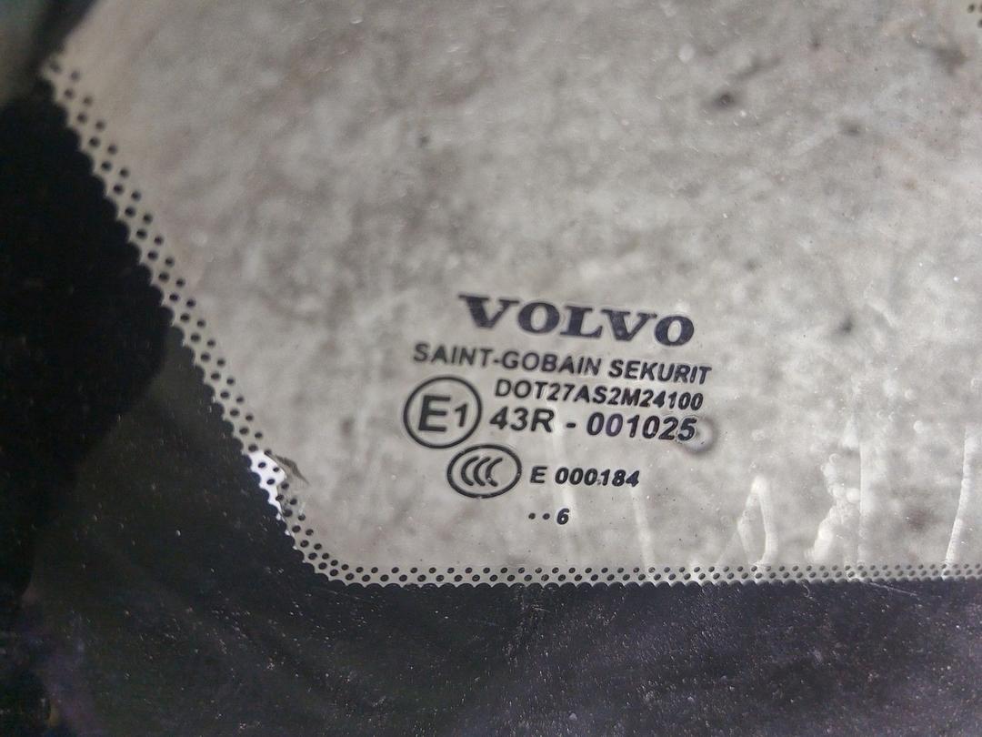 Стекло кузовное боковое левое FOUQA4 Volvo S40 - Фото 3