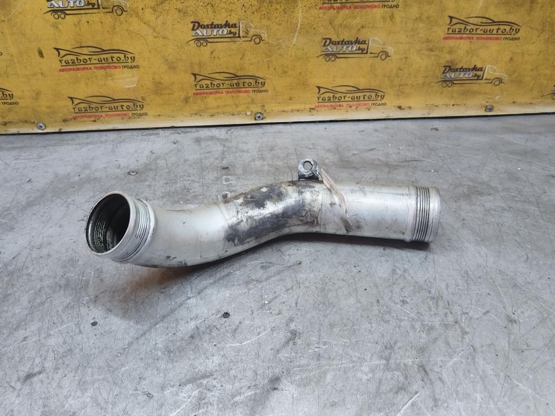 Патрубок интеркулера XHVB2P Volvo S80 купить в магазине запчастей бу