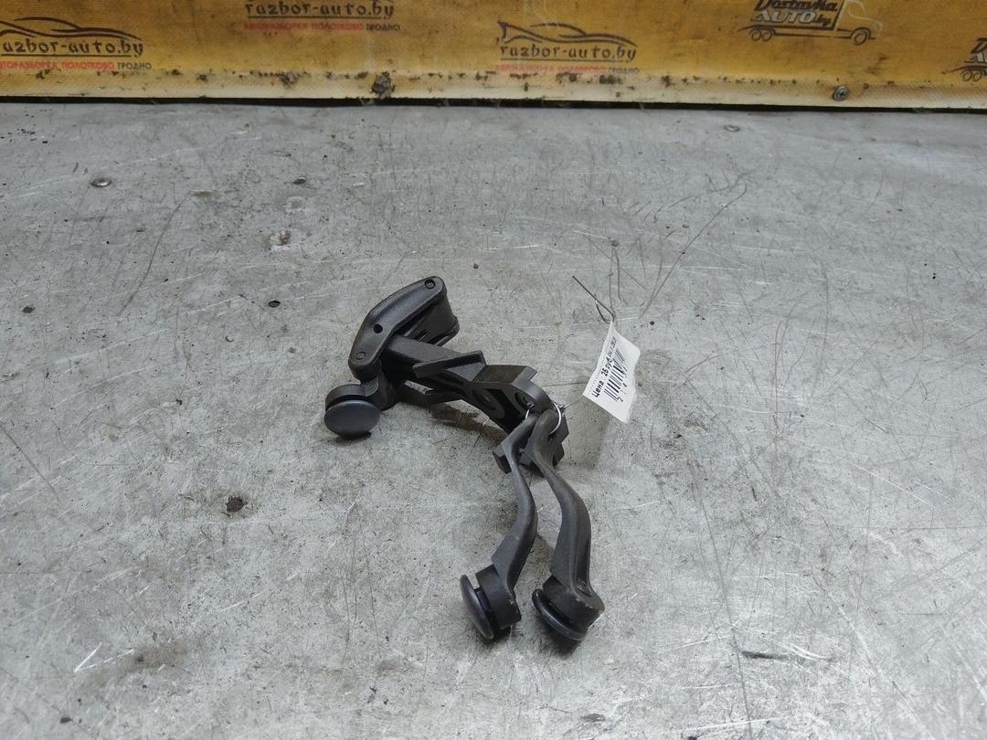 Ручка открытия заднего бокового стекла ID71MT Peugeot 206 купить с доставкой