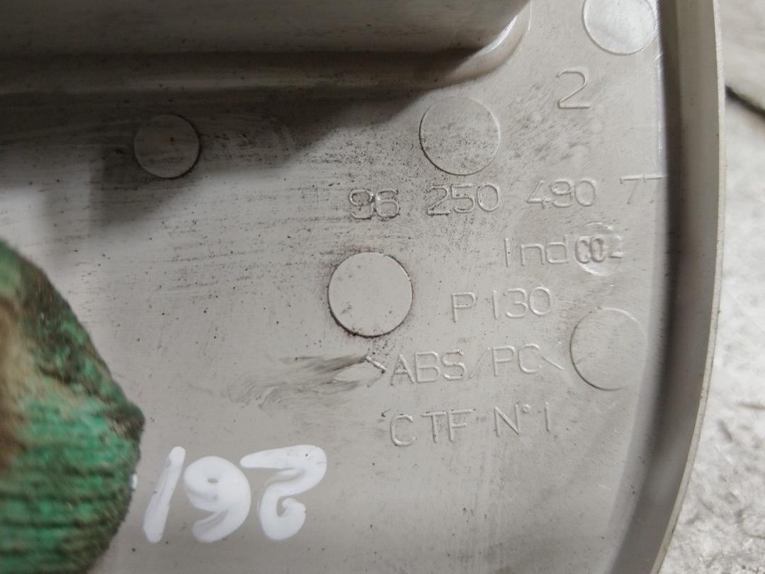 Кронштейн крепления крыла F472XN Ford Focus купить в магазине запчастей бу