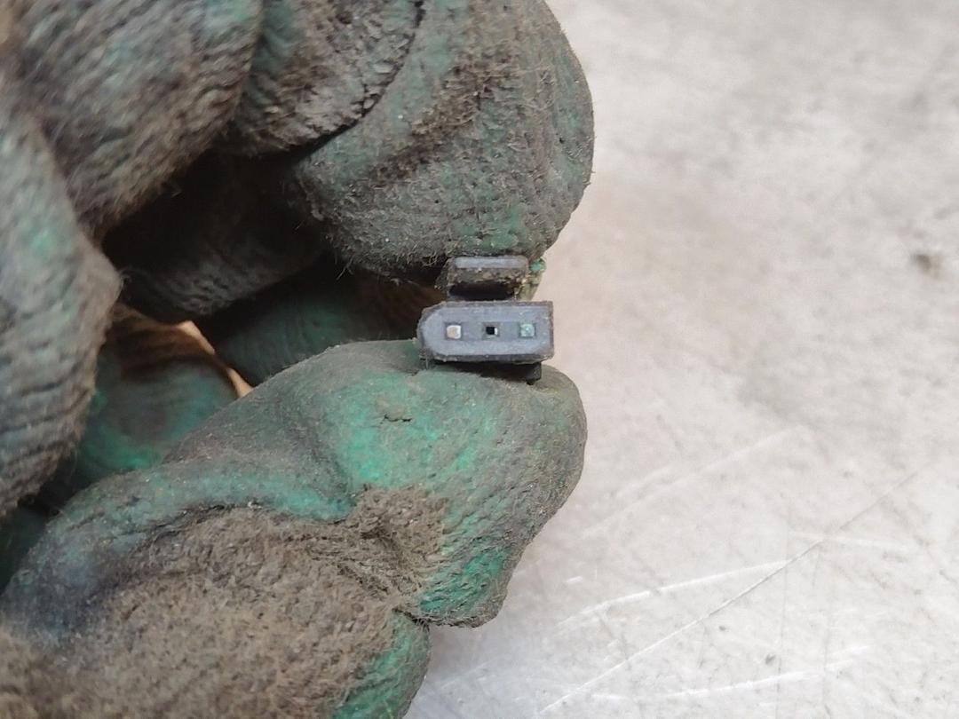 Проводка двери задней левой HNGRU7 Volkswagen Caddy undefined