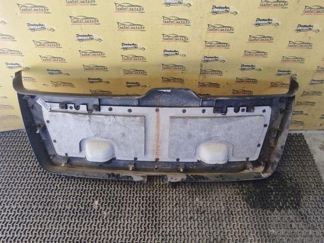 Обшивка крышки багажника D4W6C9 Volkswagen Golf купить