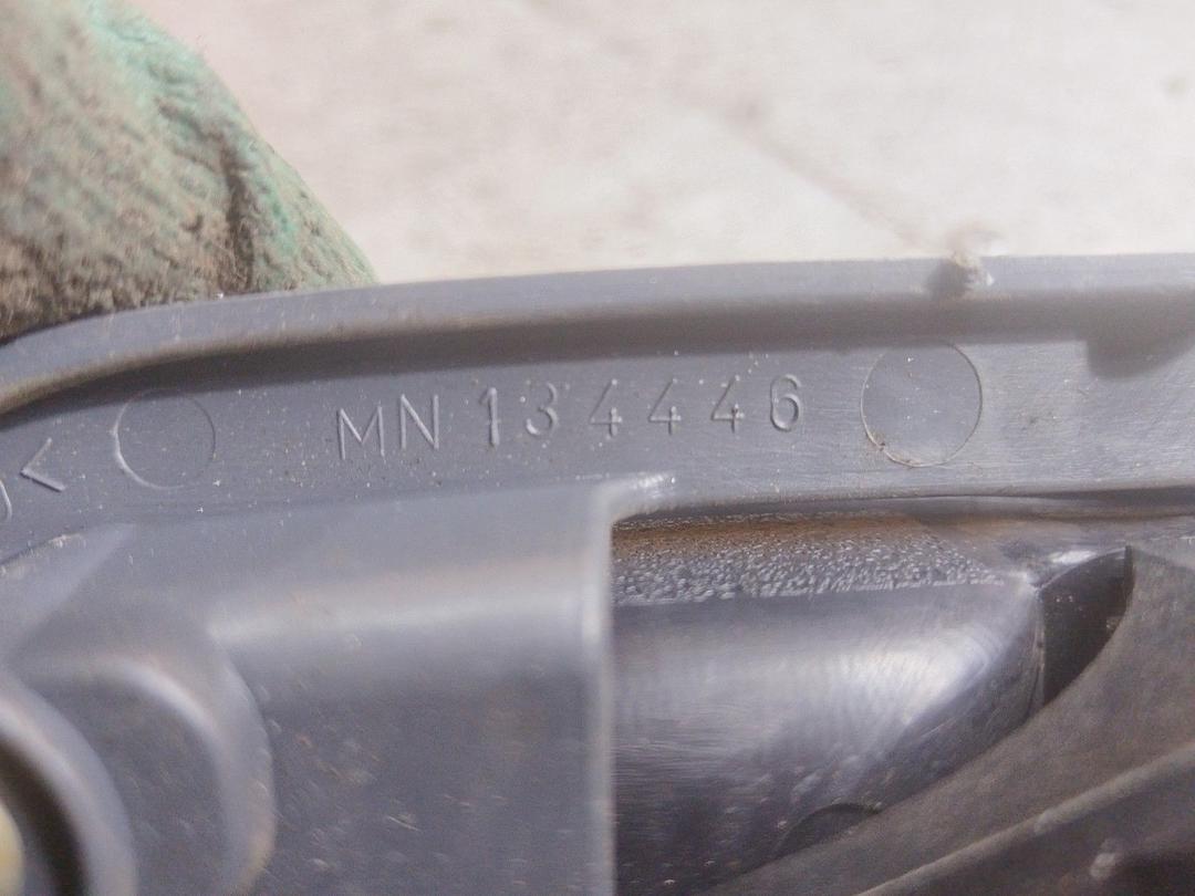 Ручка внутренняя задняя правая JAMVNX Mitsubishi Grandis - Фото 4