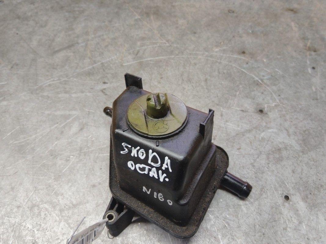 Бачок гидроусилителя Y0UZMB Skoda Octavia купить