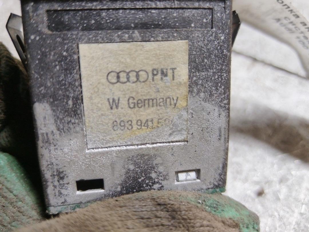 Кнопка антипробуксовочной системы NVY0LX Audi 100 купить в магазине запчастей бу