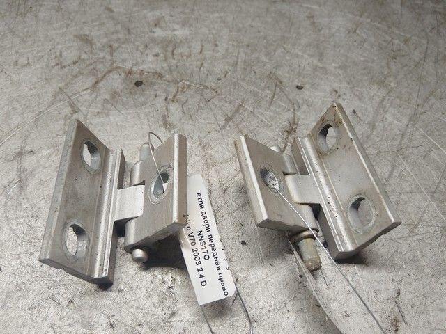 Петля двери передней правой NNS17O Volvo V70 купить